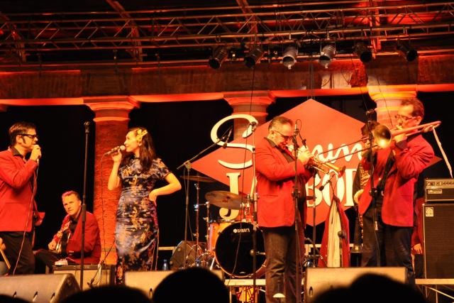 min 2010 08 03 palco centrale 106